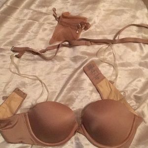 Victoria’s Secret 34B multi-way bra